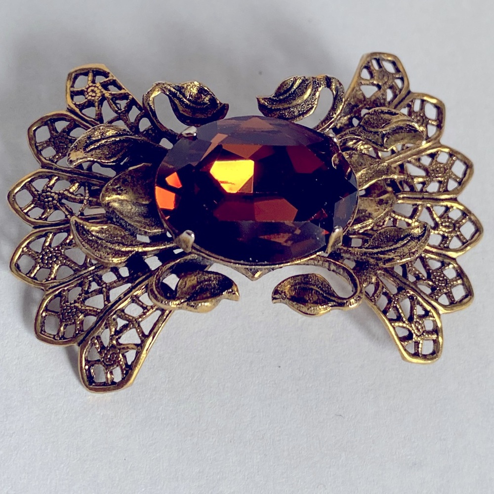 Vintage Women’s Gold Smoky Topaz Amber Glass Rhinestone Brooch Costume Jewelry